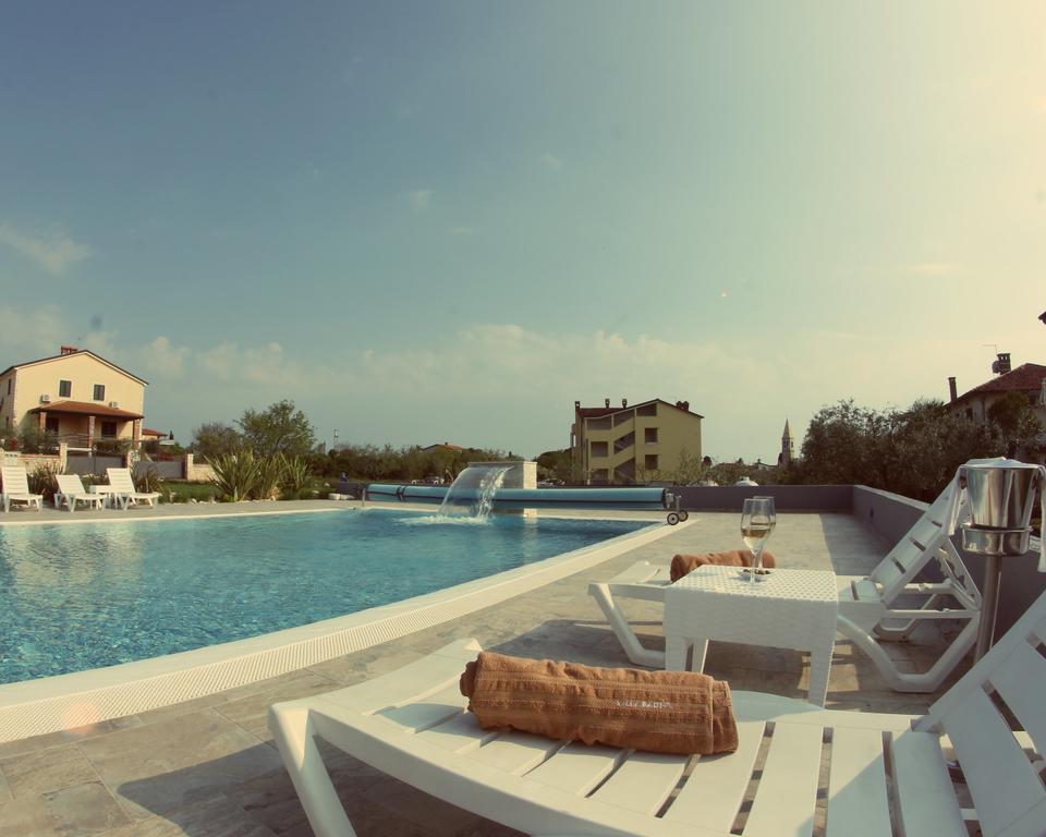 Villa Badi Lovrečica 외부 사진