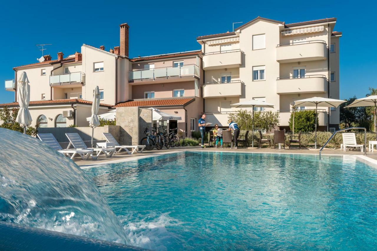 Villa Badi Lovrečica 외부 사진